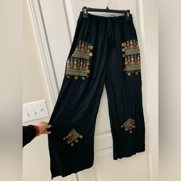 Black Hobo Embroidered Wide Leg Pants - Picture 14 of 17